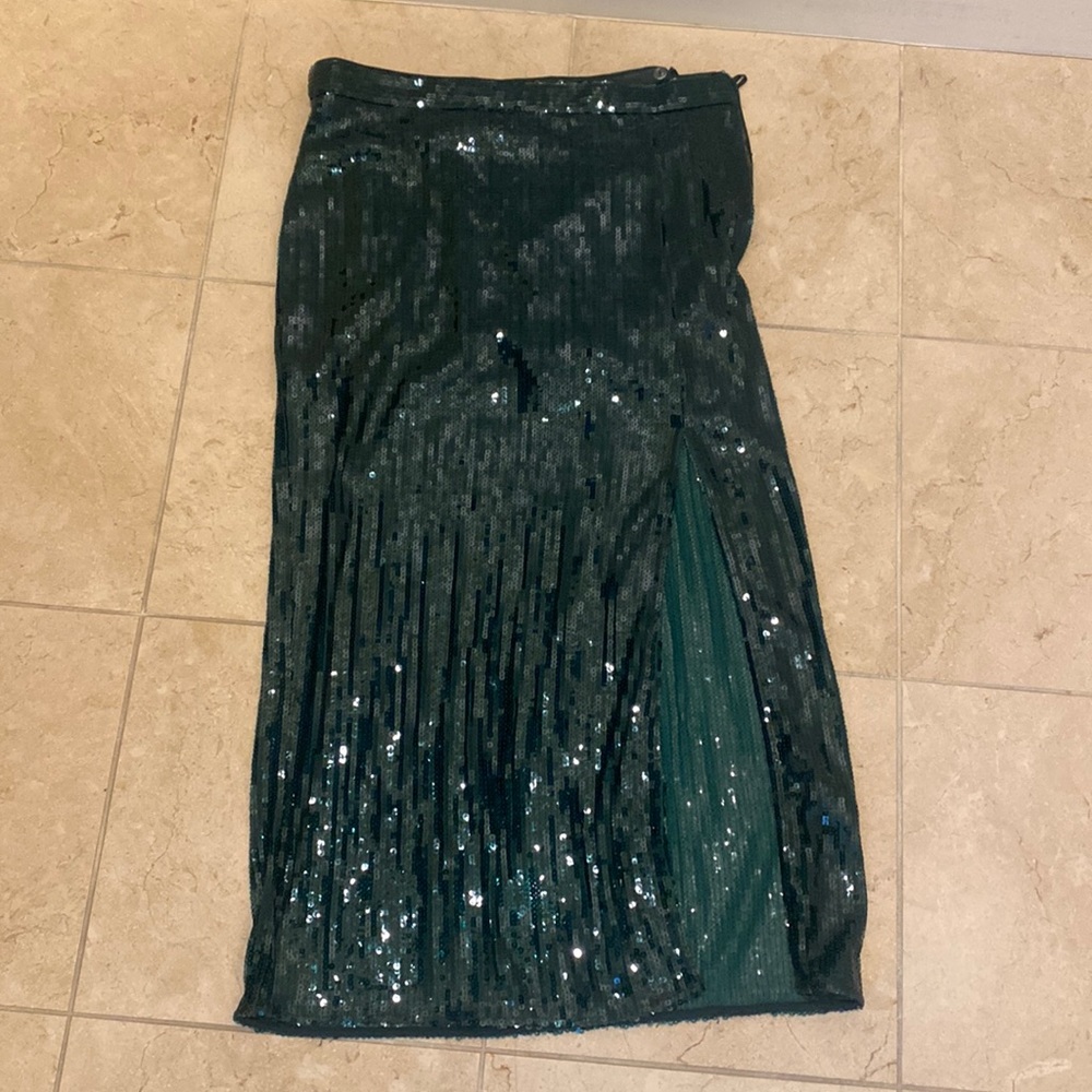 H&M midi sequin green skirt